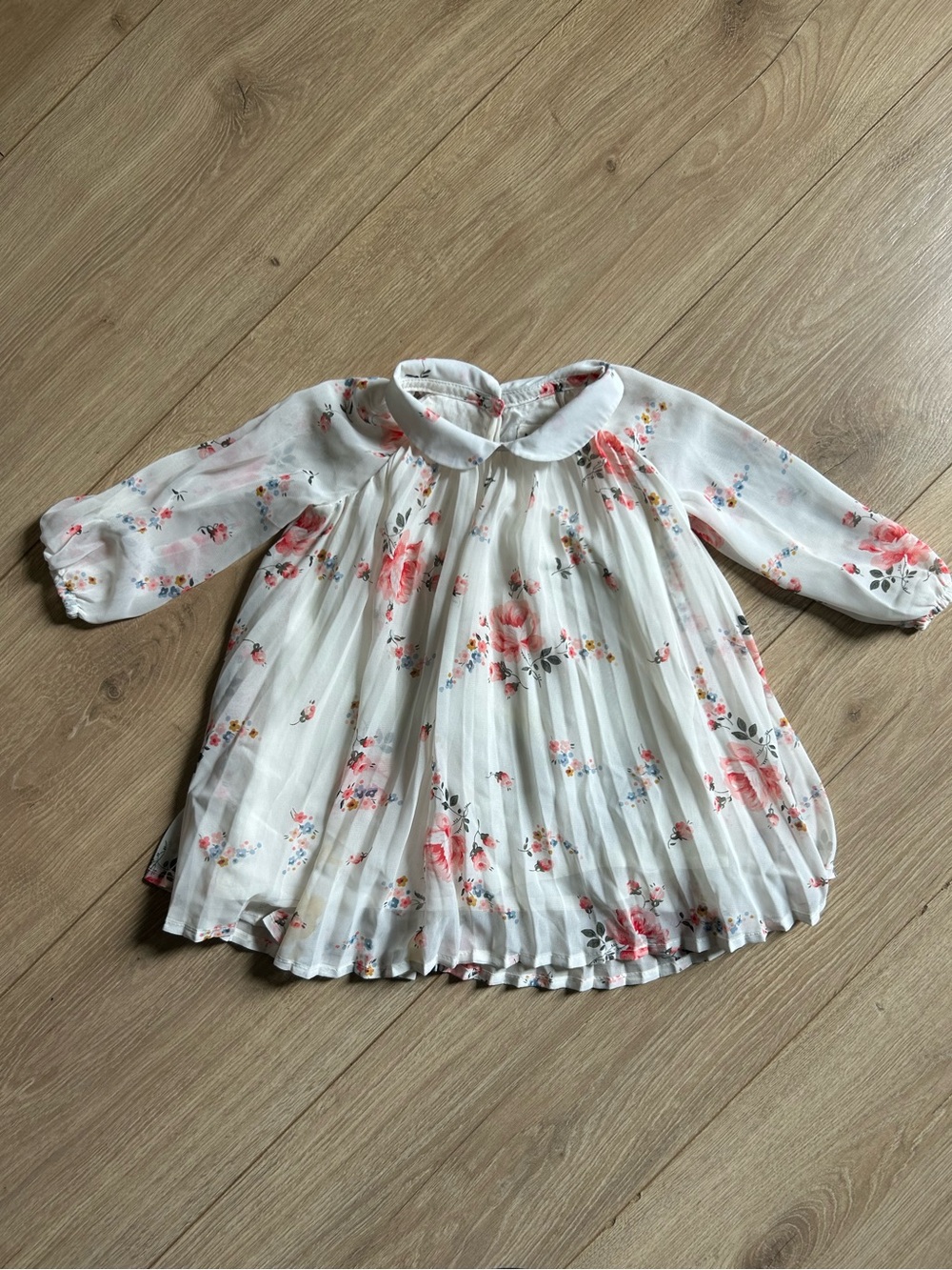 GAP White Floral Pleated Dress Top with Pink Flowers